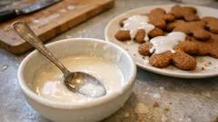 Rumová poleva za pár minut: tři suroviny a krásně lesklé perníčky